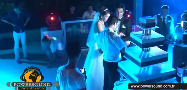 DJ ÖZEL ANLAR - PASTA SERAMONİSİ